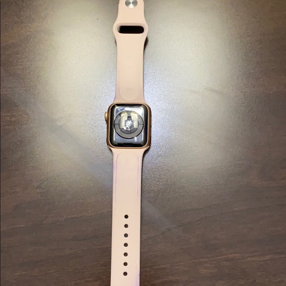 Watch - Picture 3 of 4